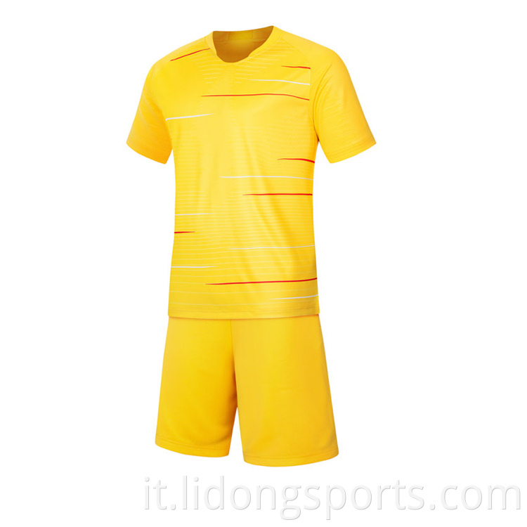 2021 maglia sportiva personalizzata Nuova modella Model Soccer Wear Maglietta Football Set in vendita